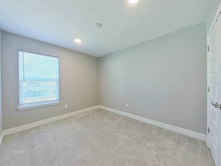 7 Holmes Blvd #C — Photo 13
