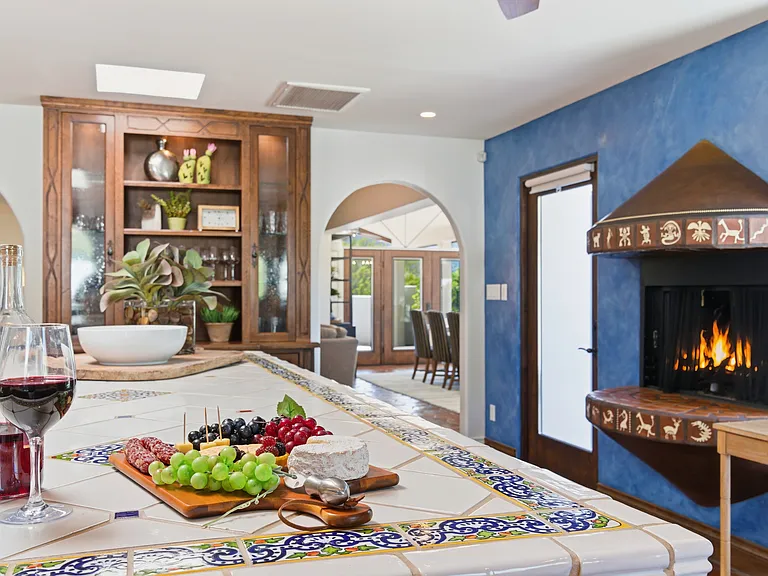 5828 E Cactus Wren Rd — Photo 4