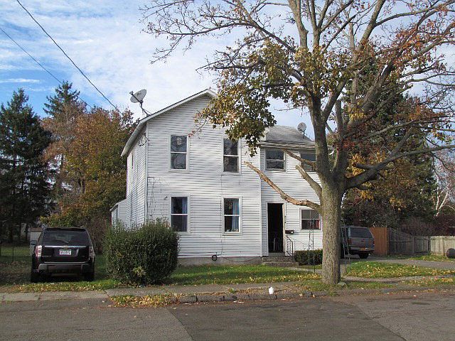 1st image of 311 Norton St