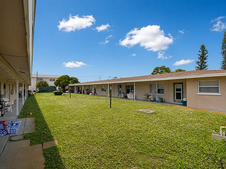 620 Guild Dr — Photo 1