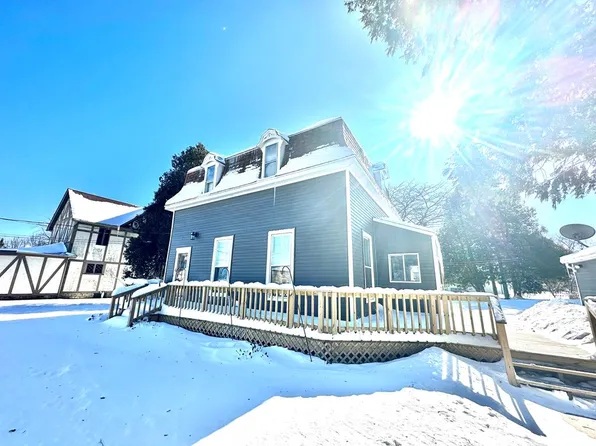 900 Fremont St, Algoma, WI 54201