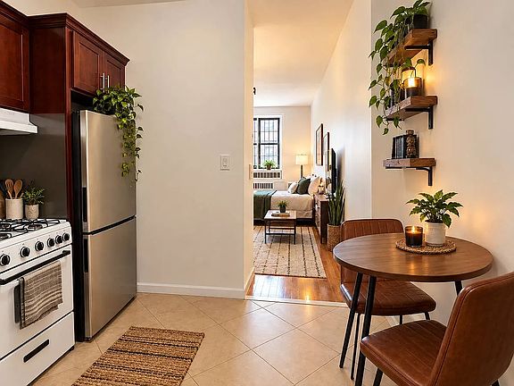 4th image of 25 Malcolm X Blvd APT 6