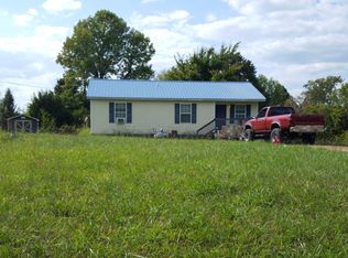 3560 Claxton Rd, Palmyra, TN 37142