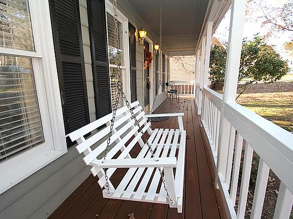 FULL COUNTRY FRONT PORCH 