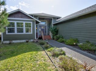 875 Pheasant Pl SW, Ocean Shores, WA 98569