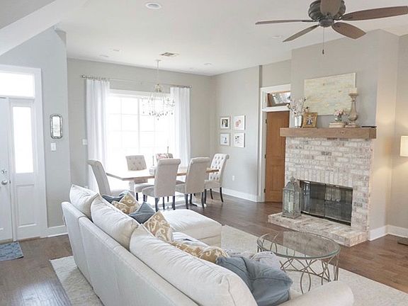5th image of 105 Churchill Downs Dr