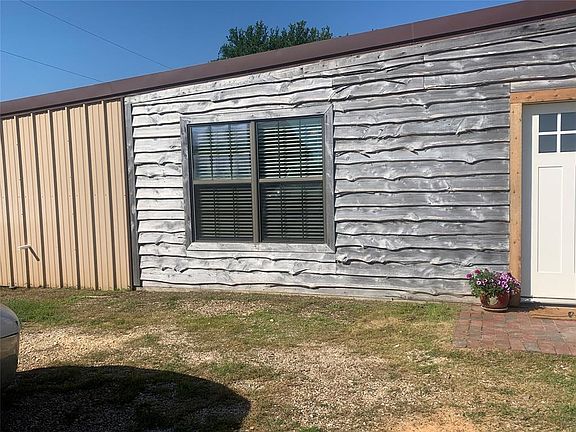 3rd image of 4098 County Road 208