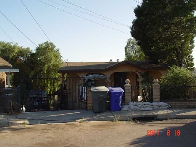 1st image of 2506 Fenton Pl