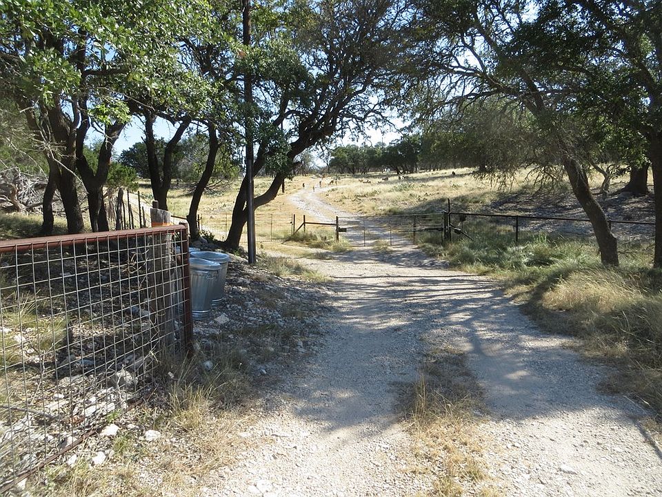 479 Fm 479, Harper, TX 78631 MLS 88909 Zillow