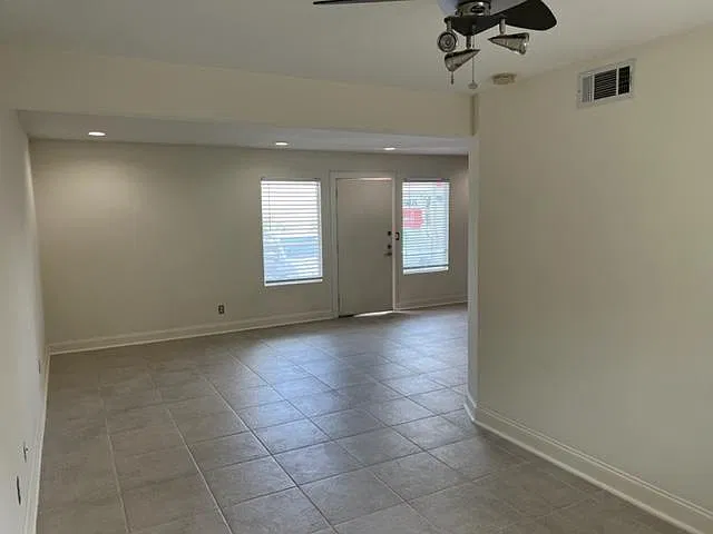 1 bed, 590 sqft, $1,770 — Photo 3