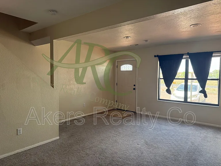 182 E Spaulding Ave — Photo 13