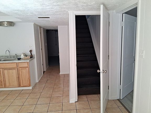 5th image of 2870 Short Rock Rd