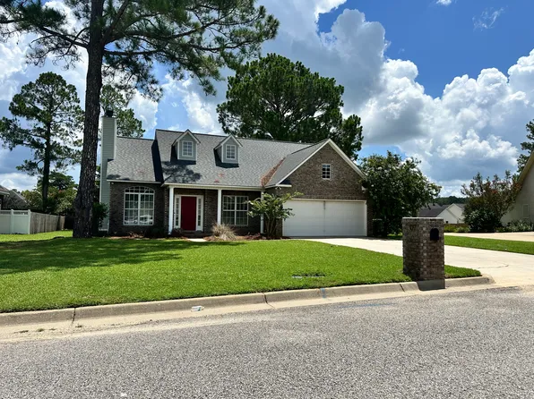 207 Okeechobee Dr, Dothan, AL 36301