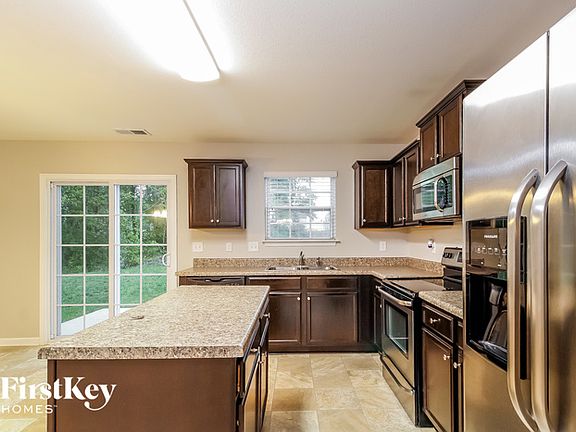 5th image of 5405 Silverbrook Dr