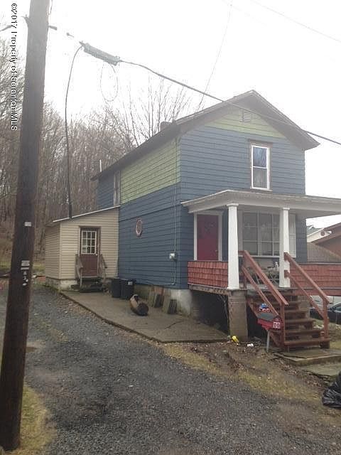 2nd image of 12 Beech St