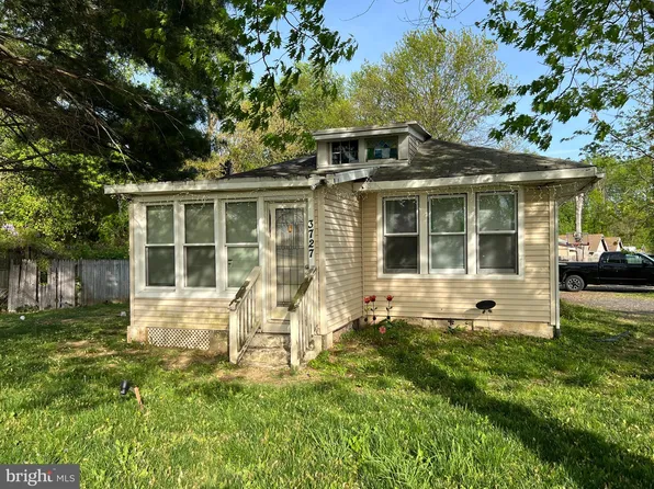 3727 Hulmeville Rd, Bensalem, PA 19020