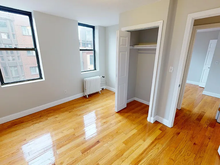224 Hanover St #11A — Photo 7