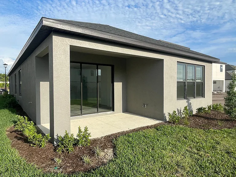 15249 Shady Palms Ln — Photo 5