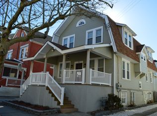 18 S Baton Rouge Ave, Ventnor City, NJ 08406