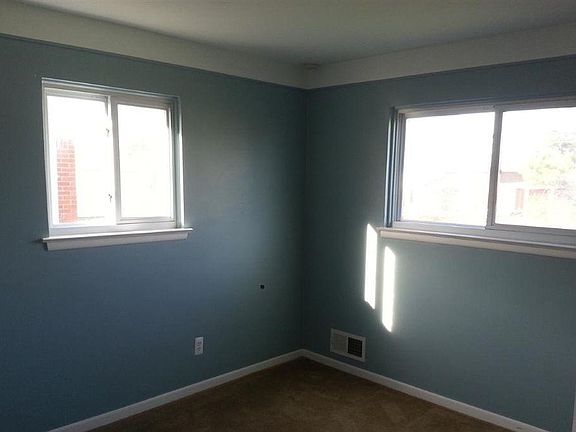 3rd image of 5638 Kingsbury St