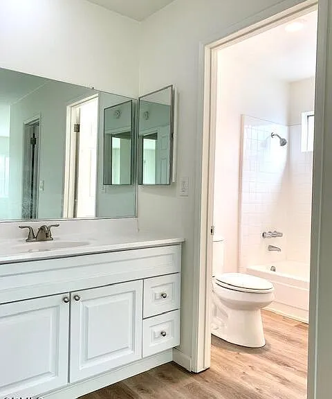 2659 E Harbor Blvd — Photo 11