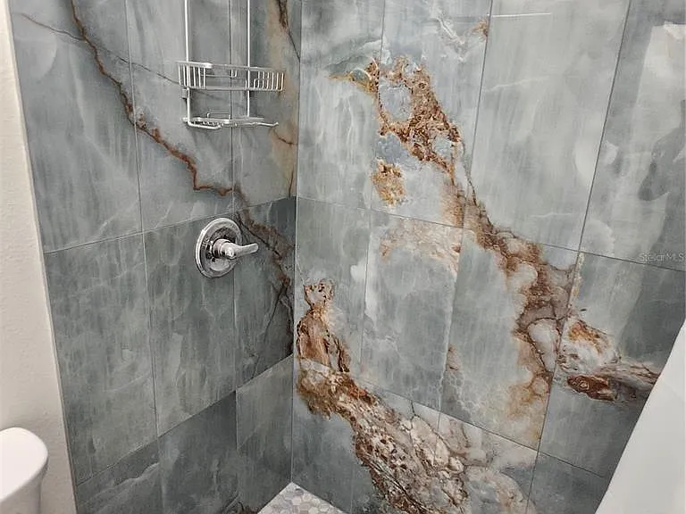 15406 Avalon Ave #3 — Photo 12