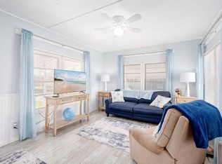 102 Sun Cir, Fort Myers, FL 33905