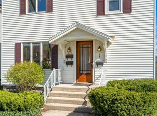 214 W 10th St, Traverse City, MI 49684