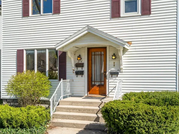 214 W 10th St, Traverse City, MI 49684
