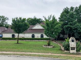 204 Roaring Springs Dr, Joshua, TX 76058