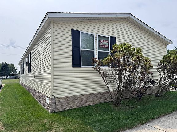 2nd image of 17008 Oliver Dr