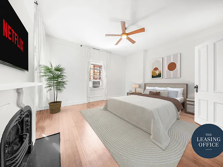 118 E 18th St #8 — Photo 5