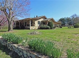 2753 Island Ford Rd, Brevard, NC 28712