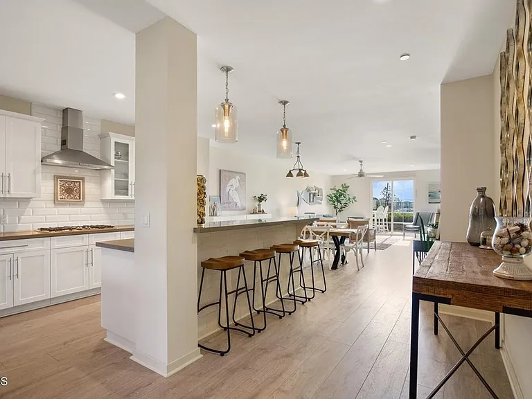 Tradewinds Dr — Photo 34