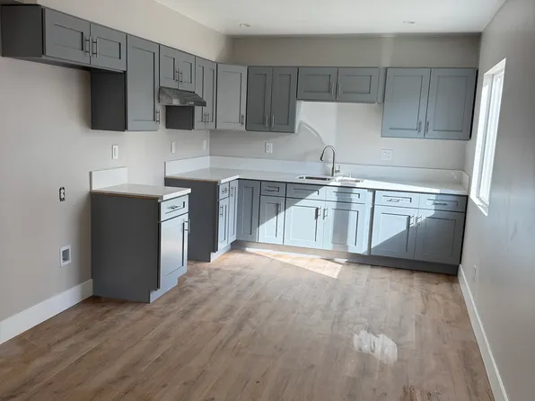 1135 3/4 W 54th St, Los Angeles, CA 90037