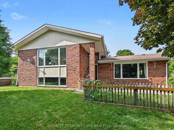 500 Maloney Rd, Renfrew, ON K7V 3Z8