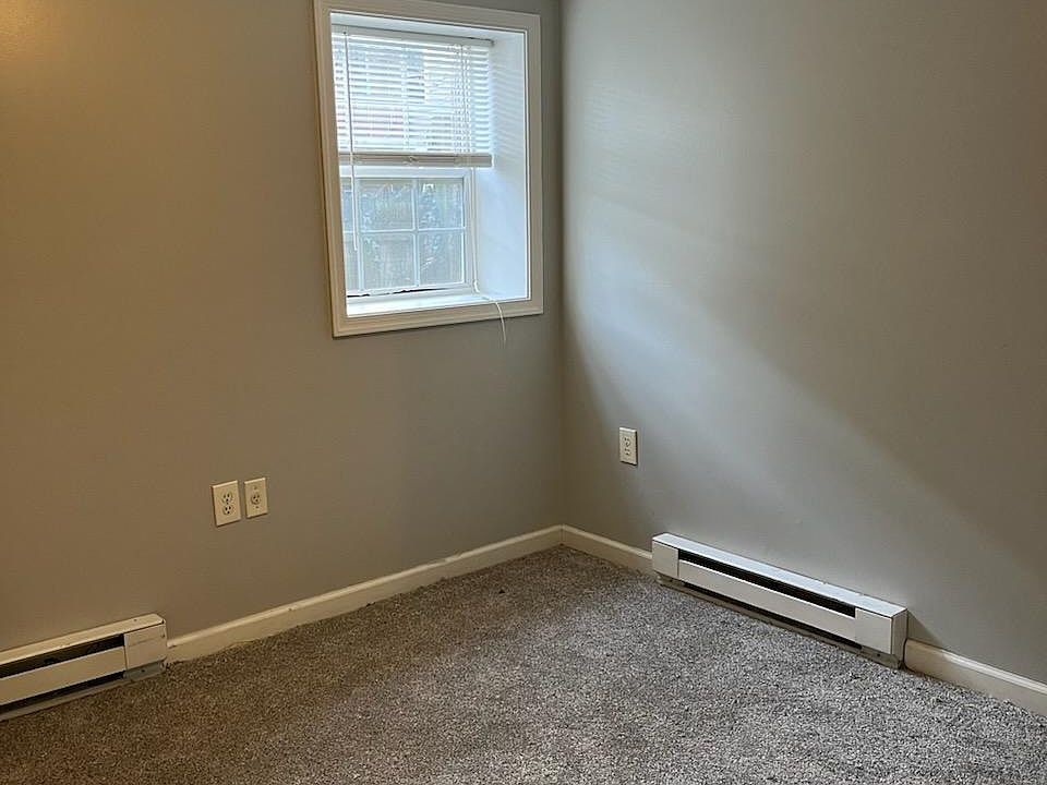 Bedroom (1 of 2)
