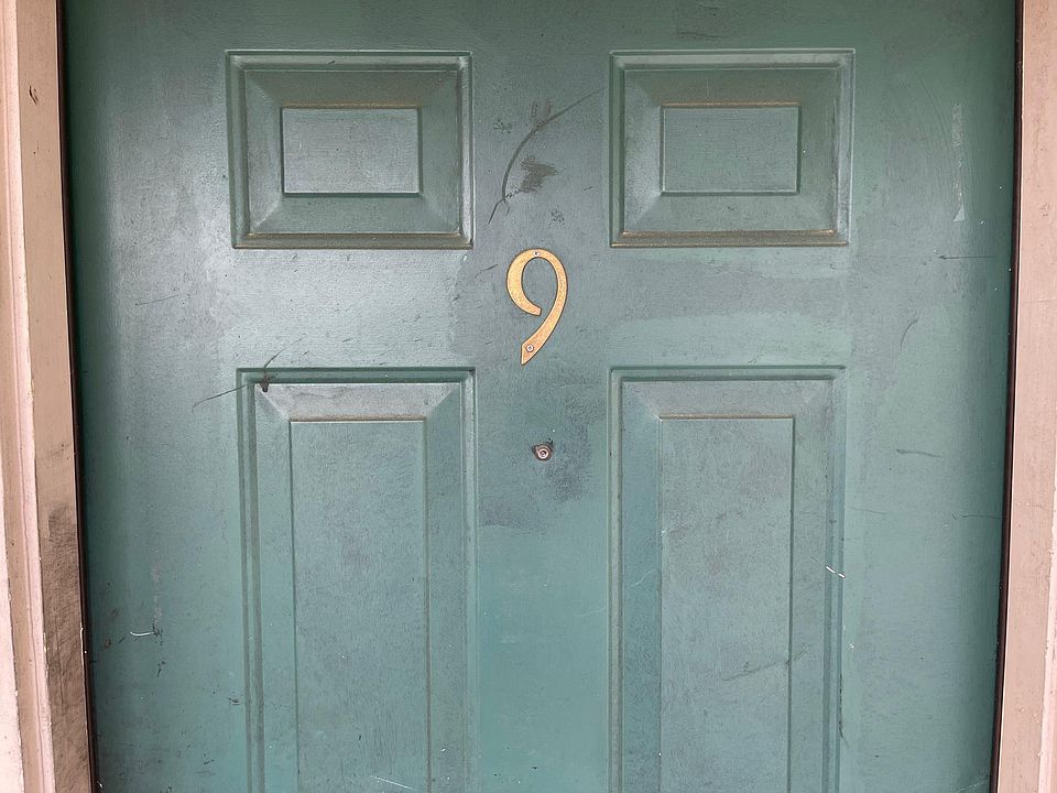 1st image of 232 Lanier Dr #9