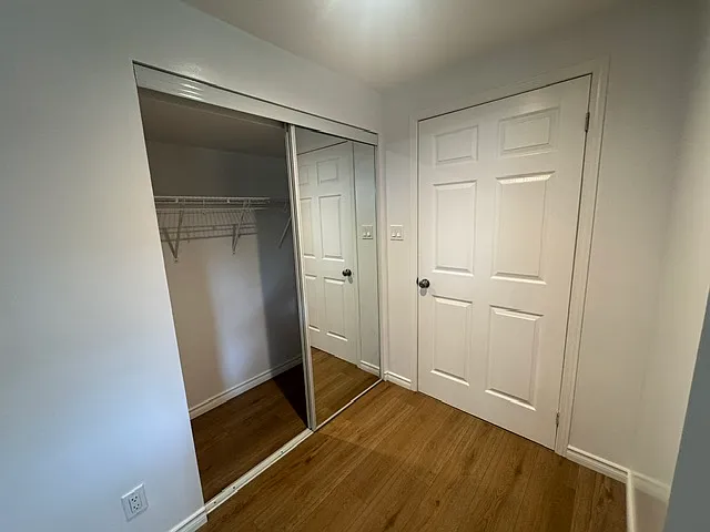 182 Lynnbrook Cres #2 — Photo 21