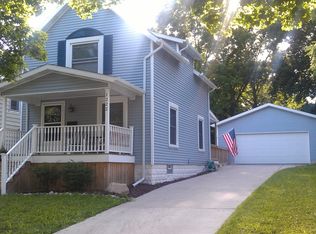 1222 Ballard St, Lansing, MI 48906