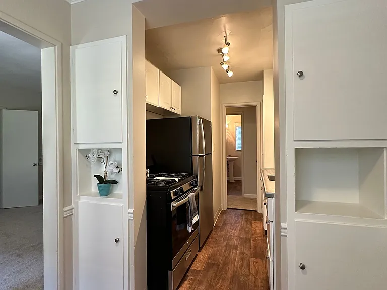 Alexander's Place at 1625 H ~ Discover Timeless Charm in the Heart of it All! — Photo 12
