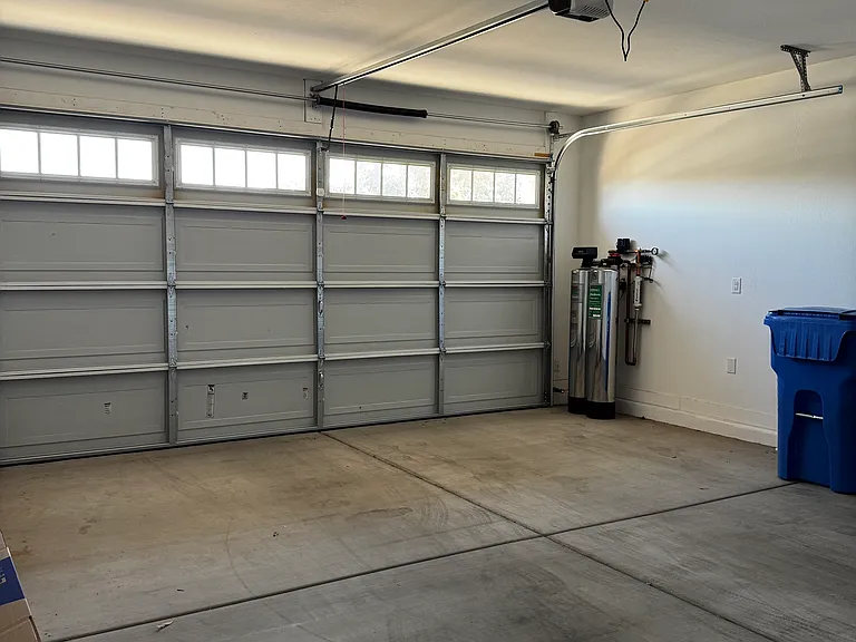 9434 W Turney Ave — Photo 13