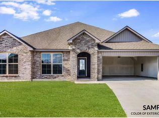 114 Hill View Dr, Lafayette, LA 70506