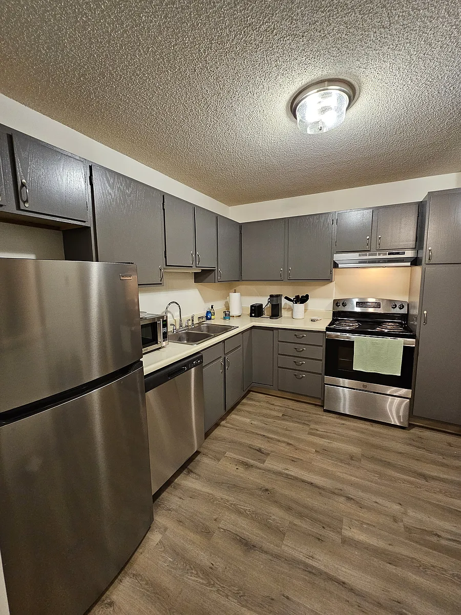 Building Photo - Phalen Shores