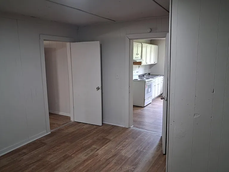 89 Liddon St — Photo 3