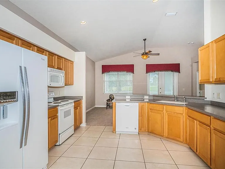 3254 Stonebridge Trl — Photo 15