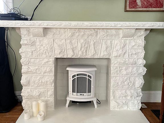 Fireplace insert not included
