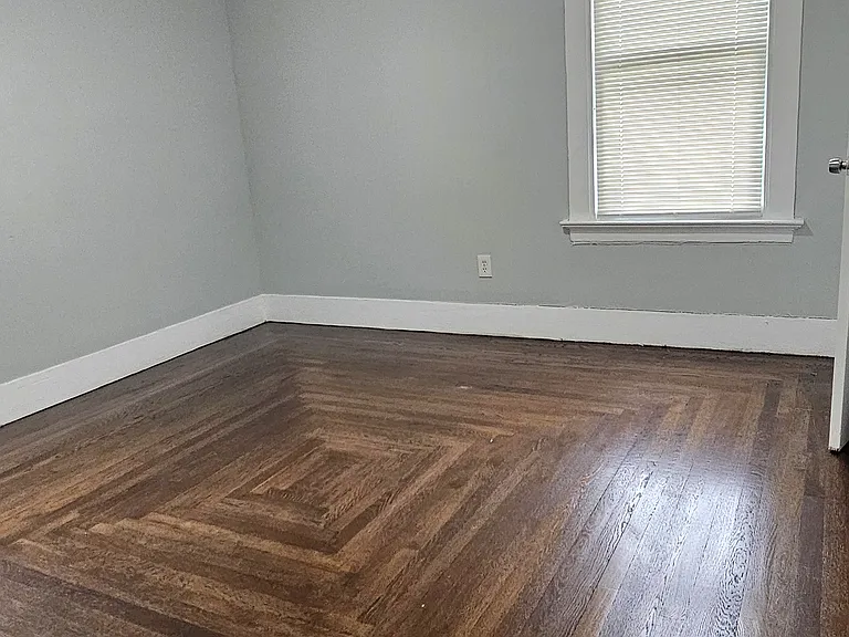 379 Norton St #B — Photo 11