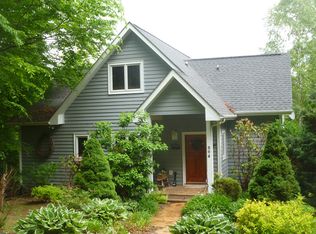 208 Grande Oaks Dr, Todd, NC 28684