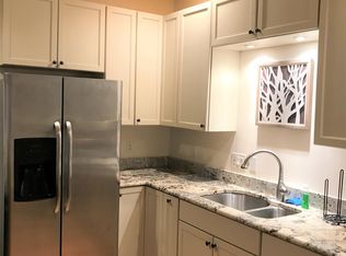 1719 W Pierce Ave #1, Chicago, IL 60622